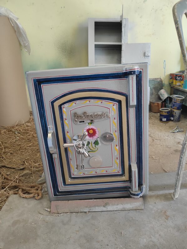 JEWELLERY SHOP SAFETY LOCKER - Image 4