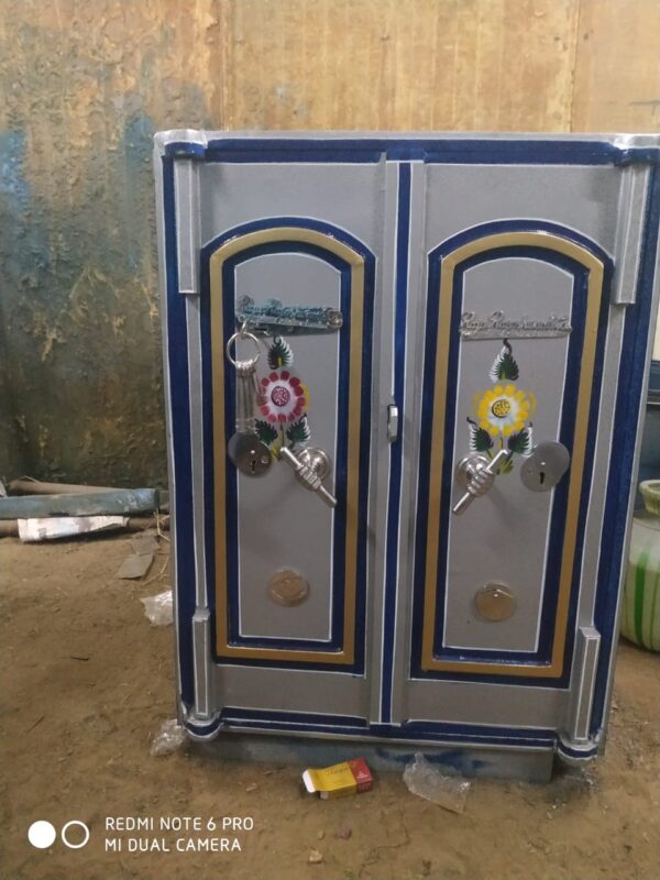 PAWN SHOP LOCKERS - Image 6